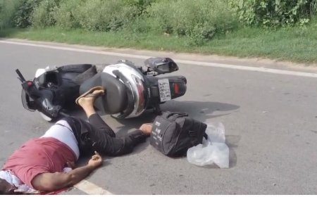 आगरा में अछनेरा-किरावली रोड पर ट्रक ने रौंदी स्कूटी, युवक की मौके पर मौत, ट्रक छोड़ चालक फरार