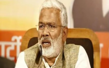 झूठ, जातिवाद और बौखलाहट की राजनीति कर रहे अखिलेश, उनके बयान कुंठा से भरे- स्वतंत्र देव