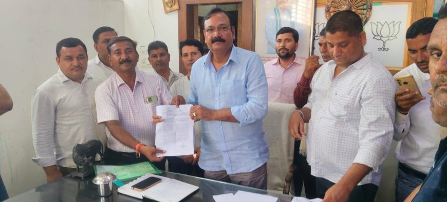 फतेहपुर सीकरी राष्ट्रीय राजमार्ग पर फिर जलेगी रौशनी, बंद नालों की भी होगी सफाई: सांसद राजकुमार चाहर