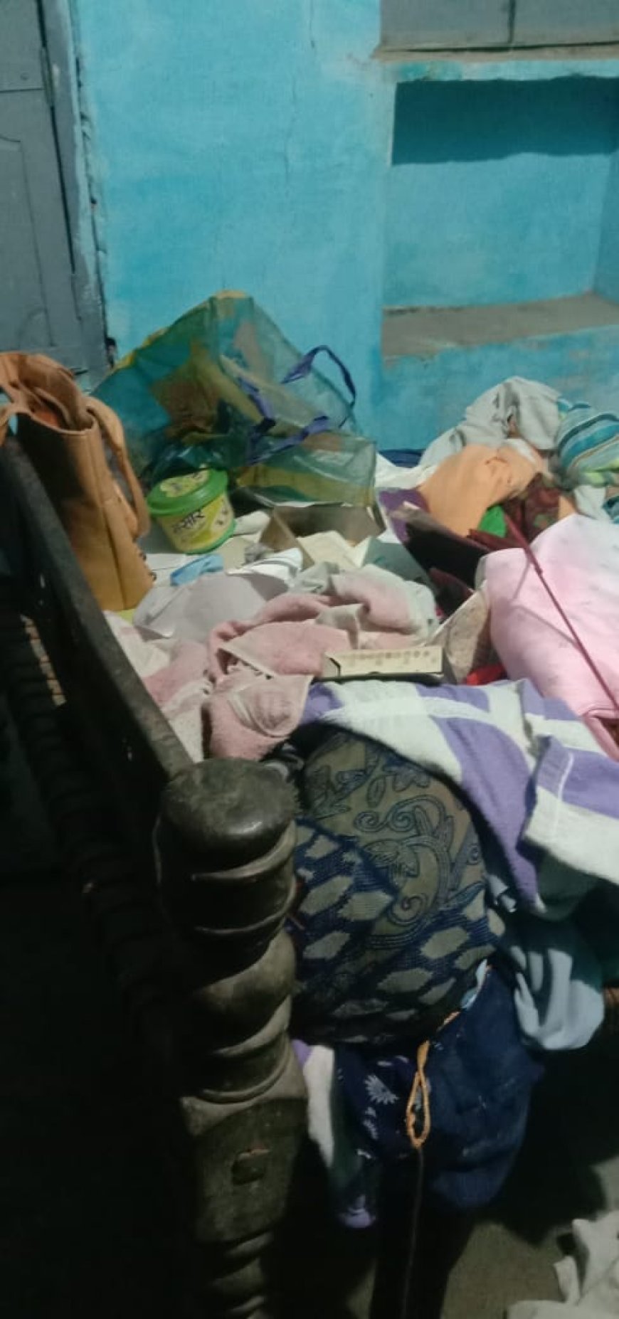 आगरा के भदरौली में घर के अंदर से 12 लाख रुपये के आभूषण और नकदी चोरी