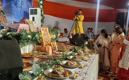 शिव–शक्ति की दिव्यता में डूबा महाकालेश्वर धाम, 12 जोड़ों ने किया द्वादश ज्योतिर्लिंग पूजन