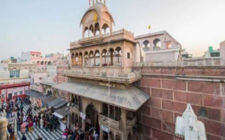 वृंदावन की आत्मा बुलडोजर के निशाने पर: इस धाम को टूरिस्ट स्पॉट क्यों बनाया जा रहा है?
