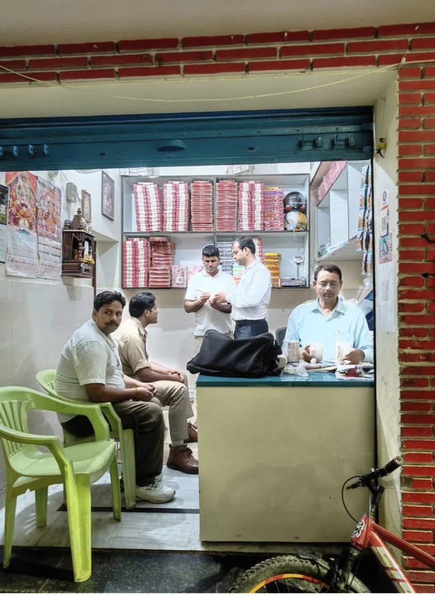 बरेली में मावे की पिन्नी खाकर एक ही परिवार की 12 महिलाएं-बच्चे अस्पताल में भर्ती