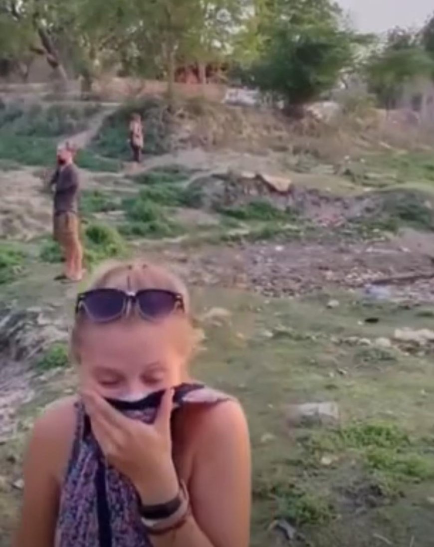 ताज के पीछे गंदगी दिखाकर ‘तमाचा’ जड़ गई विदेशी महिला, शर्म बाकी है तो ये जगह साफ रखिए   