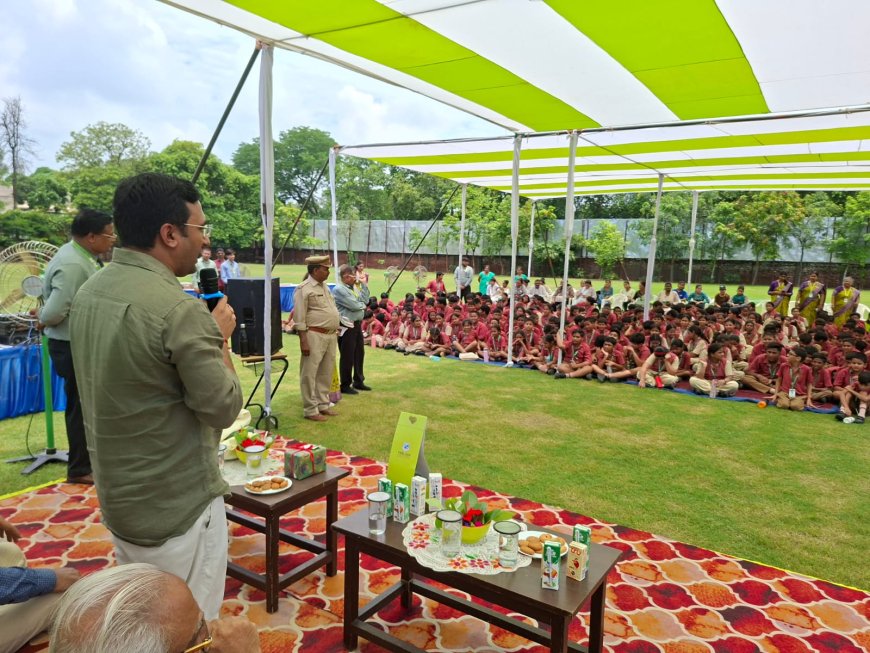 गुरु पूर्णिमा पर 'वृक्षार्पणम्': प्रकृति को समर्पित हरियाली की अनूठी गुरु दक्षिणा