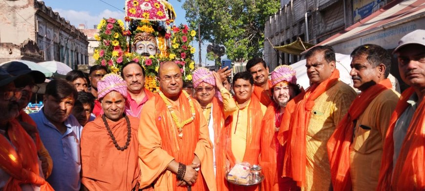 बाबा महाकाल की पालकी और आमंत्रण यात्रा श्रद्धा और भव्यता के साथ निकली