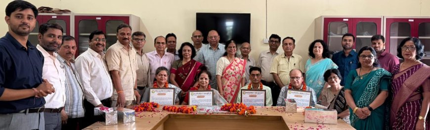 आगरा कॊलेज में पांच सेवानिवृत्त शिक्षकों को दी गई विदाई, सेवा और समर्पण को किया गया नमन