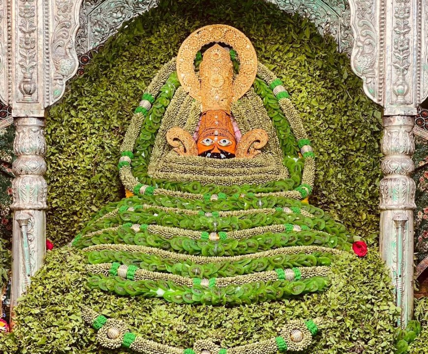 हरियाली तीज पर खाटू नरेश का 'फलों से फूल बंगला', कीवी और इलायची से रचा भक्तिमय श्रृंगार