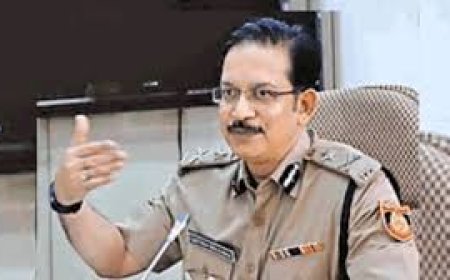 दिल्ली की सीएम पर हमले के दूसरे दिन बदले गए पुलिस कमिश्नर, गोलचा नए सीपी