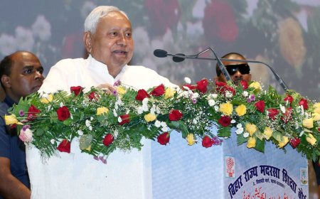 नीतीश ने बिहार राज्य मदरसा शिक्षा बोर्ड  के शताब्दी समारोह का किया उद्घाटन 