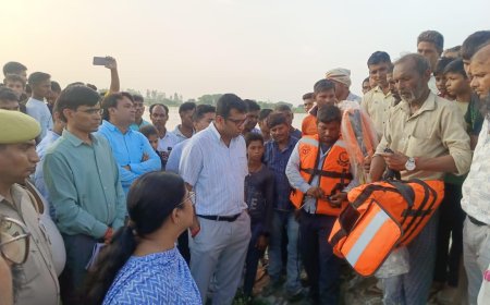 आगरा में यमुना का जलस्तर आज रात छू सकता है खतरे का निशान, डीएम ने जारी की एडवाइजरी