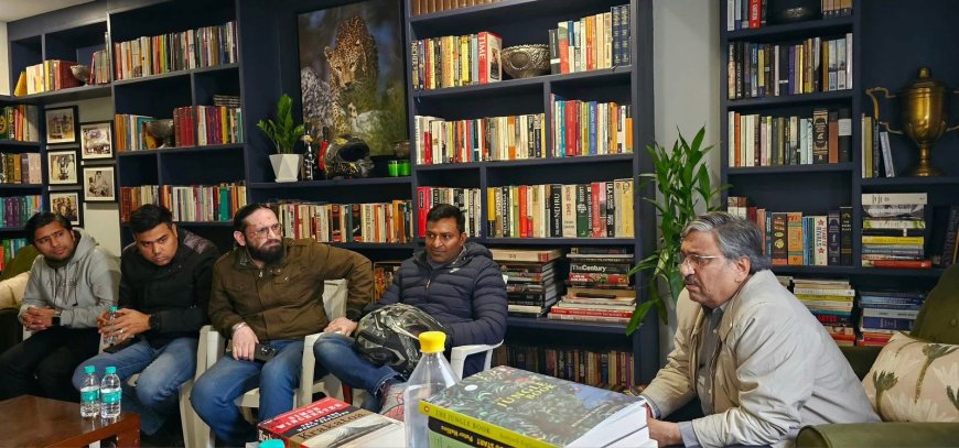 पुस्तक प्रेम दिवस नौ अगस्त पर विशेष: एक नशा जो आत्मा को उजास देता है