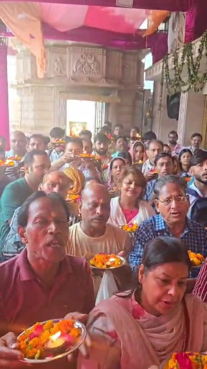 सावन का शिवमय समापनः भक्ति, अभिषेक और महाआरती से गूंजे मंदिर परिसर