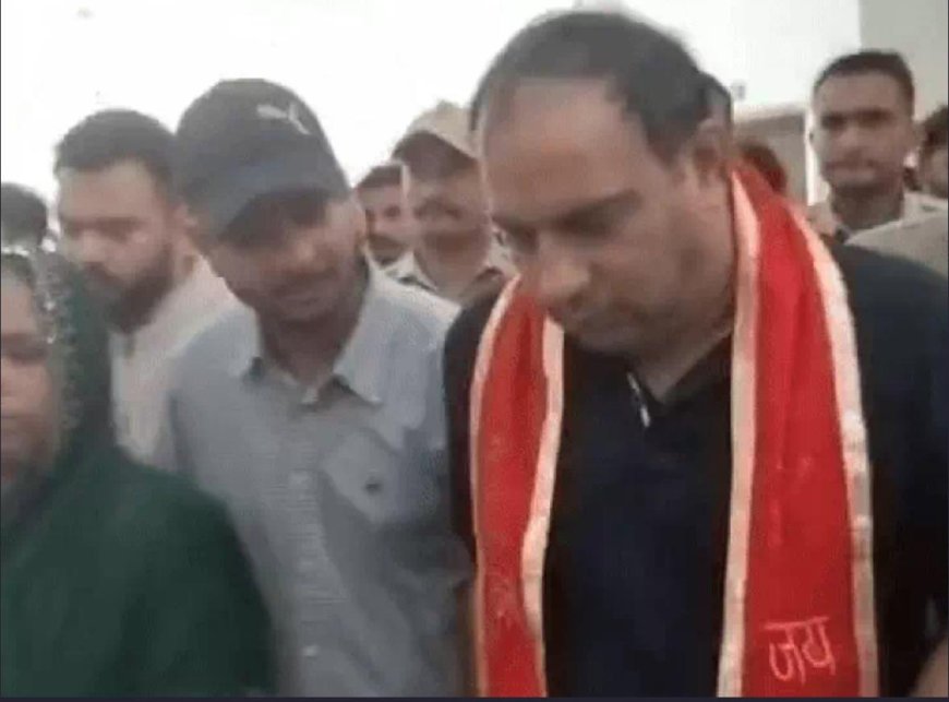 उदयपुर फाइल्स के निर्माता और कन्हैया लाल का परिवार आगरा में, भाजयुमो ने फ्री दिखाई फिल्म