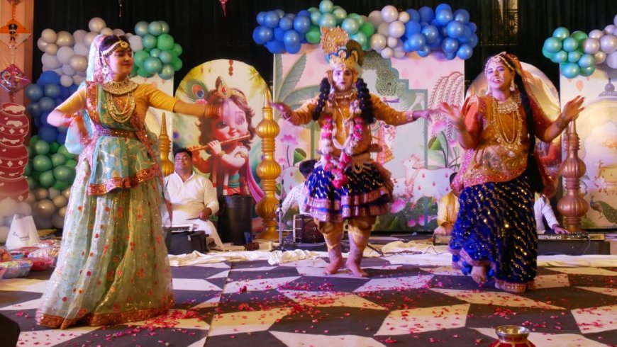 श्री गिरिराज जी सेवा मंडल के नंदोत्सव में झूले नन्हे कान्हा, भक्ति और उल्लास से गूंजा स्थल