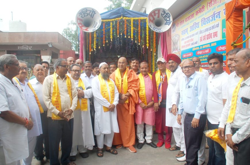 अज्ञात मृतकों की आत्मा की शांति हेतु सर्वधर्म प्रार्थना, पुलिस ने दी सलामी, तड़के मुक्ति यात्रा