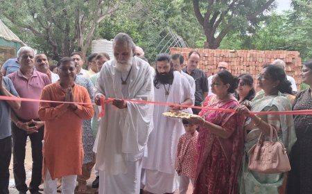 आगरा में गौशाला का शुभारंभ, स्वामी ज्ञानानंद बोले– जीवन का पुण्य लाभ यही है कि कुछ अच्छा हो जाए