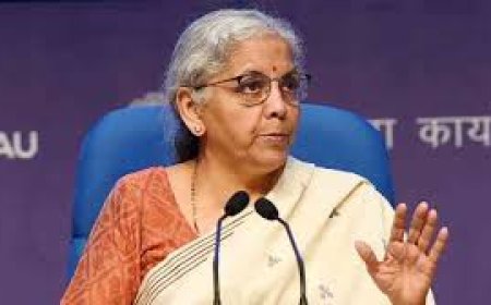  जूते, चप्पल, कपड़े हुए सस्ते, 12 और 28 फीसदी के स्लैब खत्म, जीएसटी की मीटिंग में बड़े फैसले