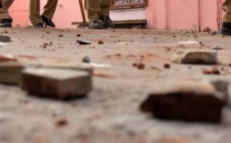 आस्था के जुलूस क्यों बन रहे नफ़रत के अखाड़े? इसकी जवाबदेही तय की जानी चाहिए