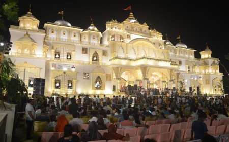 जनकपुरी महोत्सवः मंच की परम्परा तो राजा दशरथ स्वरूप ने ही तोड़ी थी, यहीं से उठा विवाद