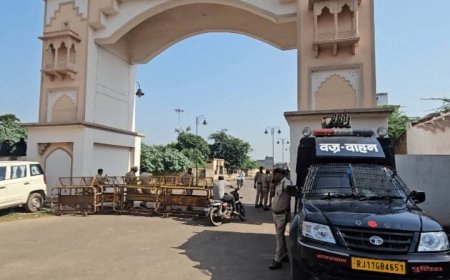 भरतपुर के मोती महल पर अब शाही ध्वज नहीं, युवराज ने स्थापित किया तिरंगा, राजा भी मान गये