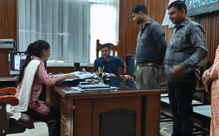 आगरा में मिशन शक्ति की अनोखी पहल, नन्हीं पीहू बनीं एक दिन की बीएसए