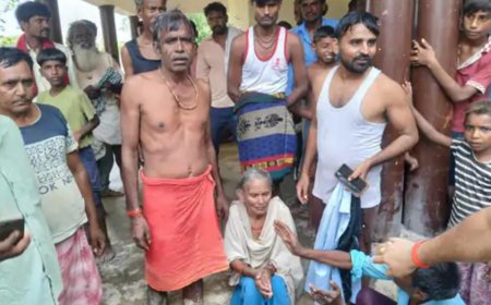 यमुना में पैर फिसलने से बह गईं महिला, गोताखोरों ने 4 किमी दूर से बचाई जान