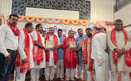 आगरा में पल्लीवाल मेला: त्याग, प्रतिभा और समाज सेवा का भव्य आयोजन