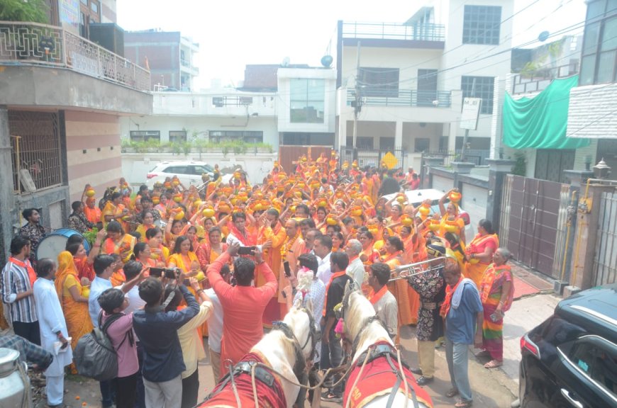 501 पीतवस्त्रधारी महिलाओं की कलश यात्रा संग हुई श्रीराम कथा की शुरुआत, जय श्रीराम की गूंज