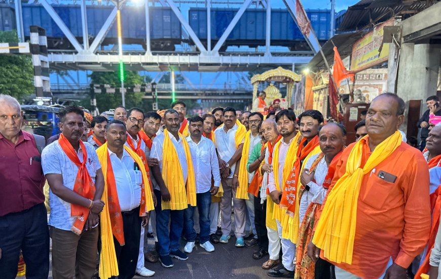 आगरा में देवी श्री नारायणी की शोभायात्रा में दिखा आस्था और सांस्कृतिक विरासत का संगम