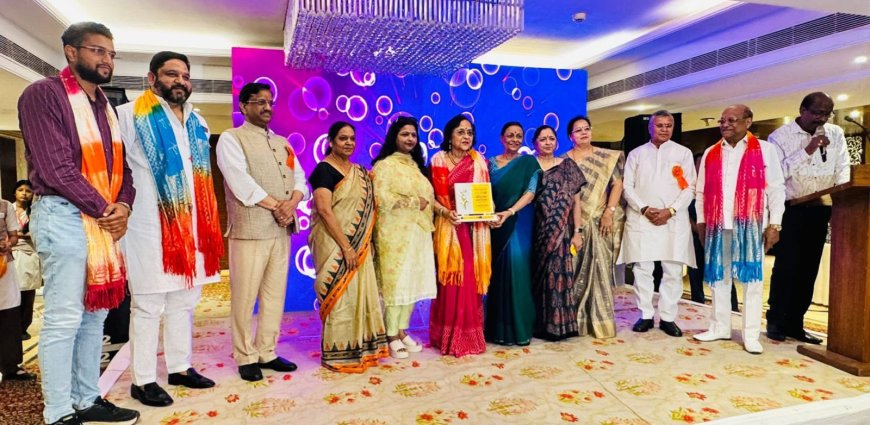 आगराः बिग पेजेस फाउंडेशन के स्थापना दिवस पर 10 संस्थाओं को मिला सेवा रत्न सम्मान