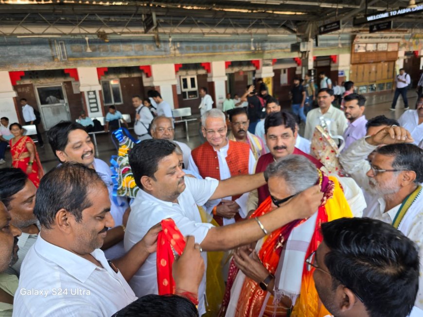 आगरा में व्यापारियों ने किया भारतीय व्यापार कल्याण बोर्ड अध्यक्ष सुनील सिंघी का स्वागत