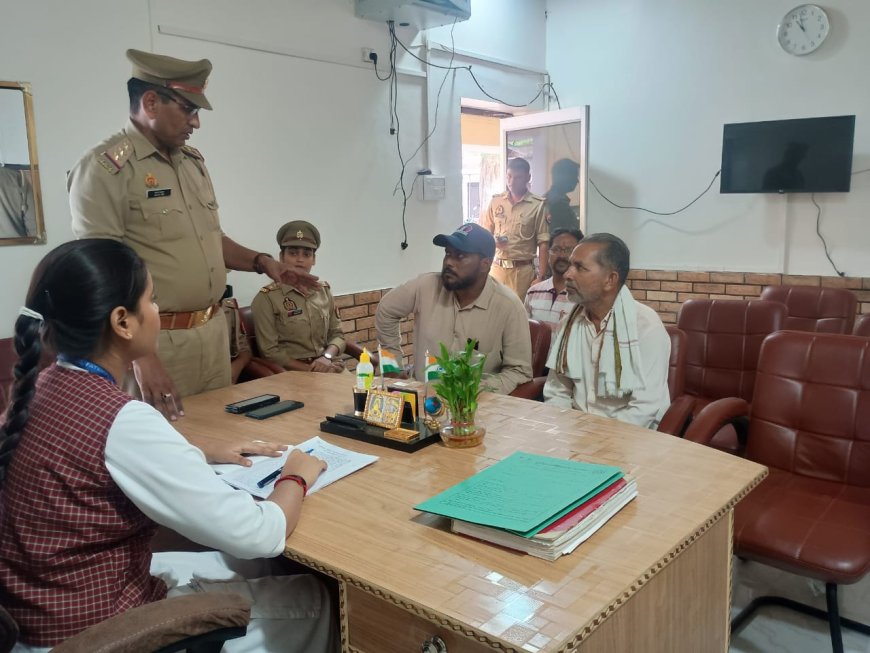 जब छात्रा बैठी इंस्पेक्टर की कुर्सी पर, जानिए पलक ने कैसे चलाया आगरा का फतेहपुर सीकरी थाना
