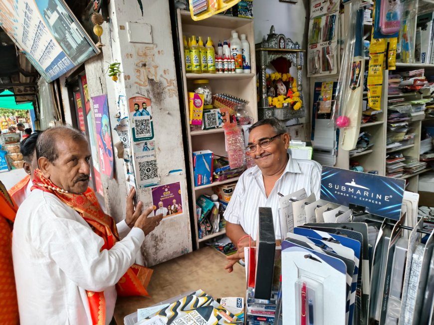 आगरा में जीएसटी बचत उत्सव: घटी दरों से बाजारों में खुशी की लहर