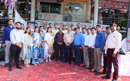 जर्मन होम्यो मेडिसेंटर में मेगा हेल्थ कैम्प: 764 मरीजों का परीक्षण, विशेषज्ञों ने दिया परामर्श