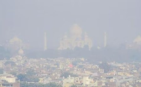 ताजमहल बनाम डेवलपमेंट: जब आगरा की सांसें धुएं और धरोहर के बीच अटक गईं