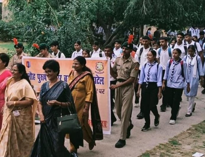 लौह पुरुष को नमनः आगरा में रैली, पदयात्रा और विचार गोष्ठियों से गूंजा सरदार पटेल का संदेश