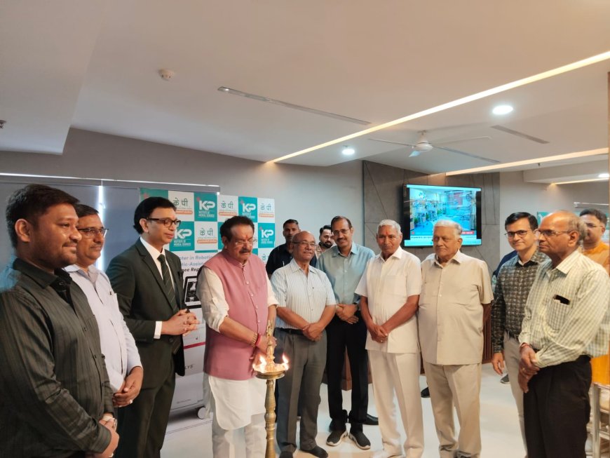आगरा में KP इंस्टिट्यूट ऑफ़ मेडिकल साइंसेज़ ने VELYS रोबोटिक-सहायता प्रणाली का उद्घाटन किया