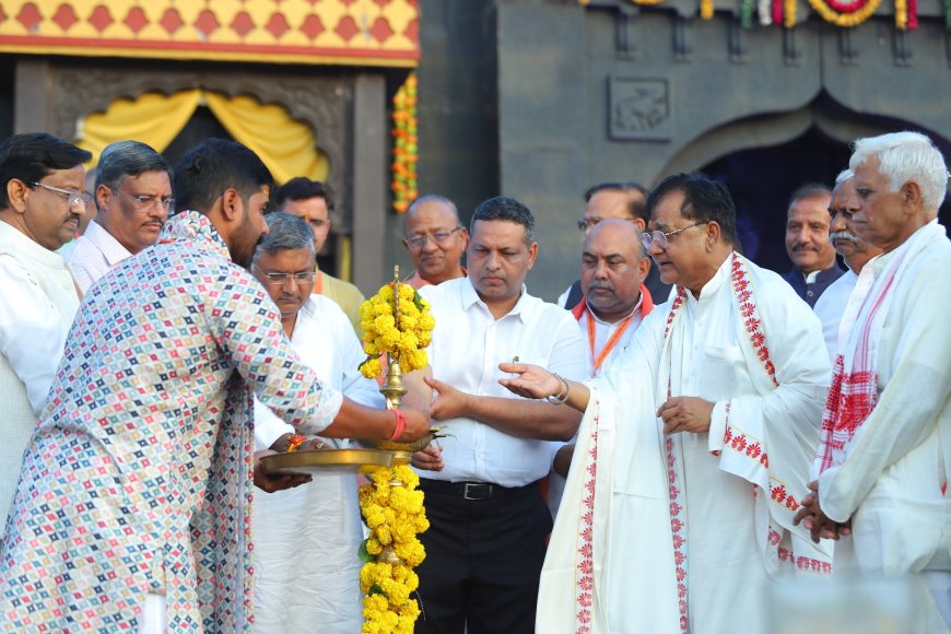 शिवाजी महाराज के संकल्प से जगमगाया ‘जाणता राजा’, बरसते मेघों में भी डटा रहा श्रद्धा का कारवां
