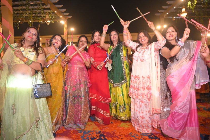 डांडिया नाइट में झूमी ताजनगरी: लायंस क्लब विश्वास के रंग में रंगे आगराइट्स