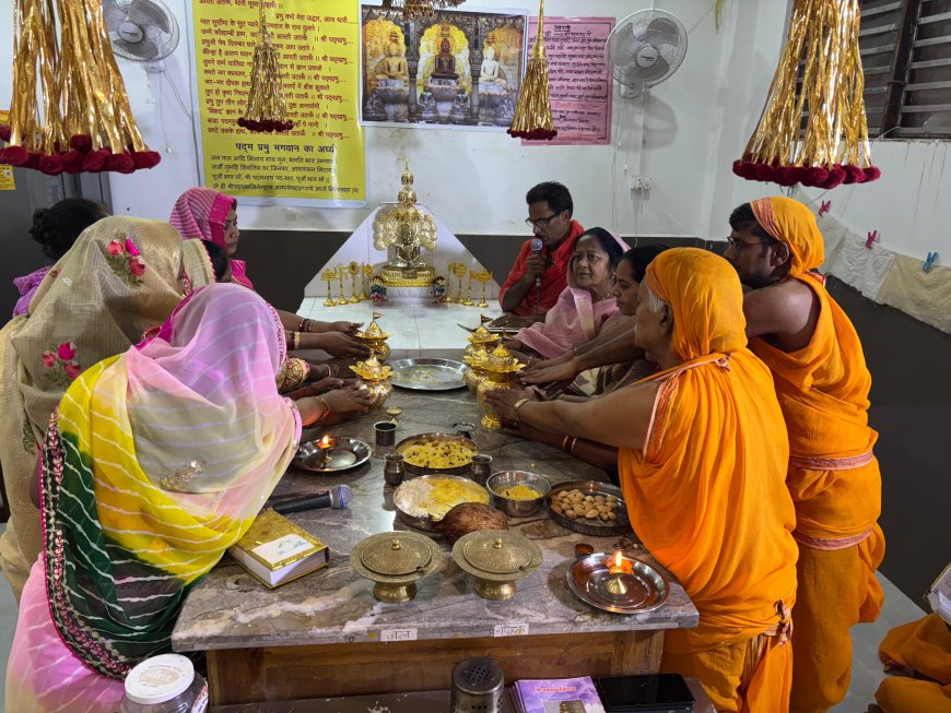 आगरा के अवधपुरी जिनालय में जन्म-तप कल्याणक महोत्सव पर श्रद्धा और उल्लास का माहौल