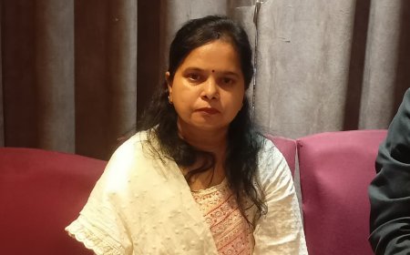 शोध छात्रा के आरोपों पर नया मोड़, प्रोफेसर की पत्नी बोलीं – “पति निर्दोष, ब्लैकमेल की साजिश रची गई”