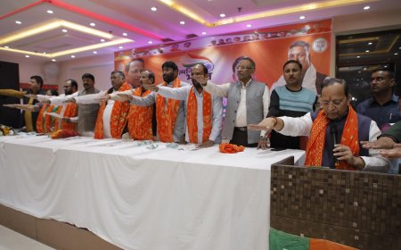 'मेड इन इंडिया’ से सशक्त हो रहा भारत, भाजपा सम्मेलन में अरुण सिंह ने दिलाई स्वदेशी की शपथ
