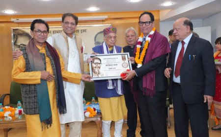 व्यंग्य के शिखर पर ‘सरल’ की चमक! संपत सरल को मिला पचासवां काका हाथरसी सम्मान