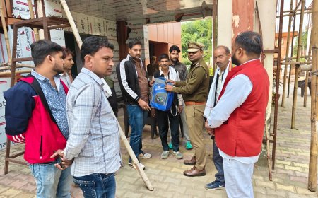 आगरा में एक्सीडेंट में घायल युवक के गिरे बैग में 20 लाख के जेवरात थे, पुलिस ने ढूंढ निकाला, जिले में कई हादसों और घटनाओं ने बढ़ाई हलचल