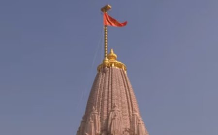 अयोध्या में राम मंदिर पर आज जिस धर्मध्वज का आज आरोहण हुआ है, उसकी विशेष्टिताओं के बारे में भी जान लीजिए!