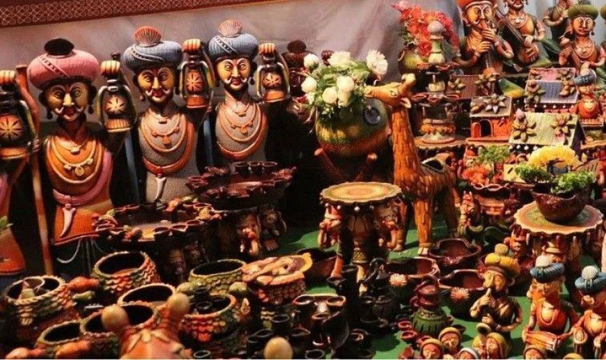 मेलों में रिकॉर्ड बिक्री, आगरा समेत प्रदेशभर में बढ़ी परंपरागत कला की चमक