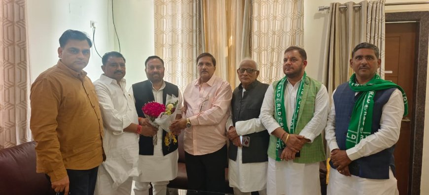 आगरा में मंत्री अनिल कुमार बोले- रालोद कार्यकर्ताओं की अनदेखी करने वाले अधिकारियों पर कार्रवाई होगी