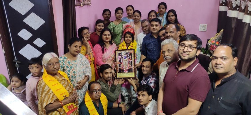 हर दिन 12 घंटे पढ़ाई से रची सफलता की कहानी, सीए परीक्षा में आगरा की पलक बंसल देश में 11वीं रैंक पर