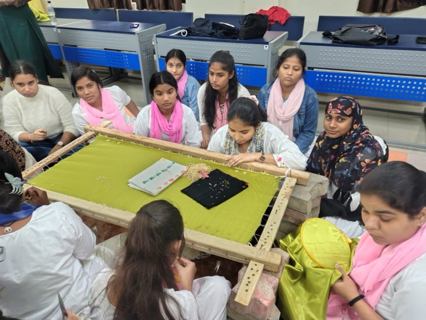 अंबेडकर विवि  में चमकी जरदोज़ी की रोशनी, फोर्थ क्लास कर्मचारी शमीम बानो बनीं सबके लिए प्रेरणा